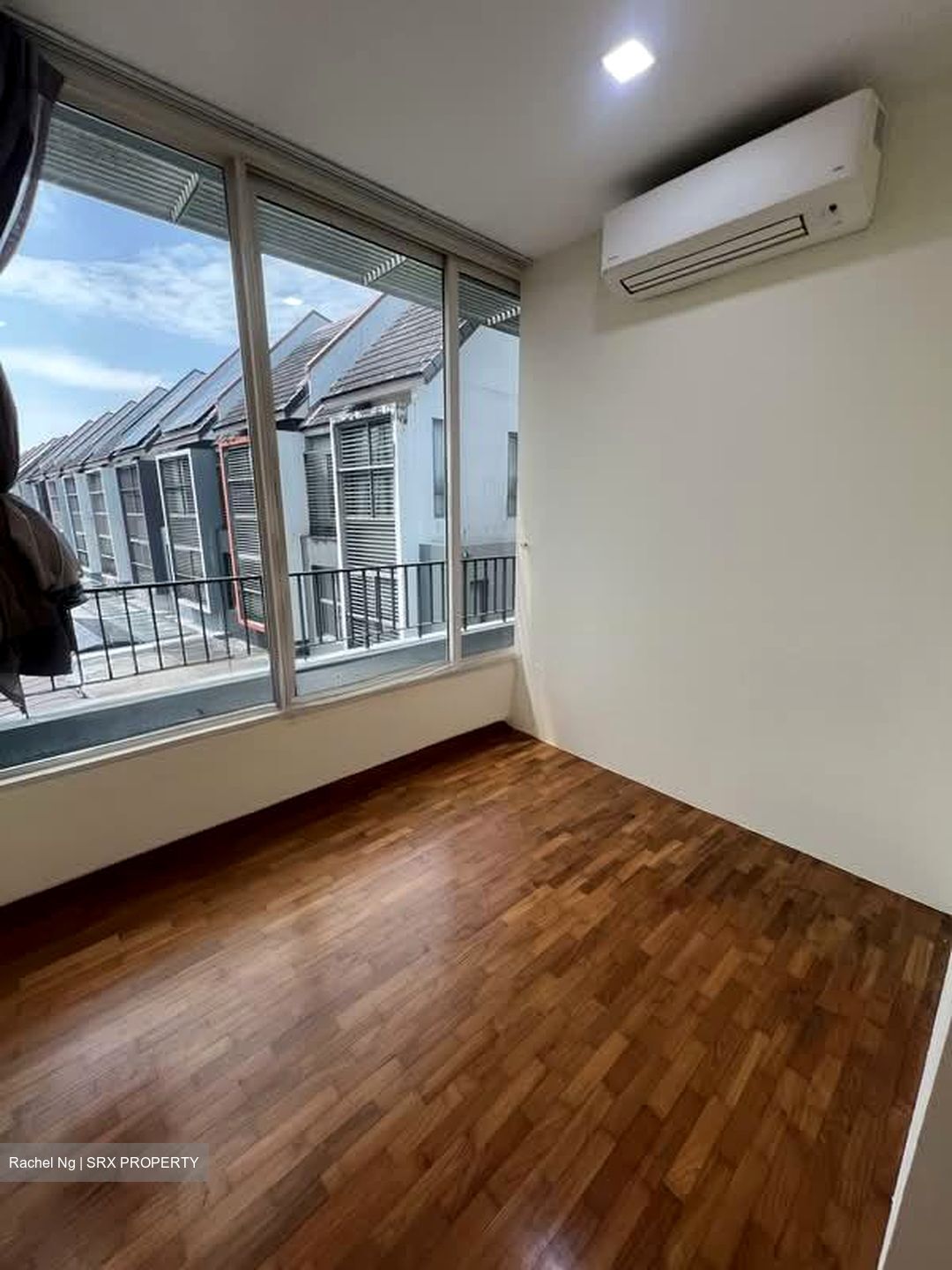 The Springside (D26), Terrace #565185731
